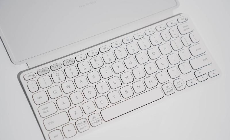 Logitech Keys-To-Go 2